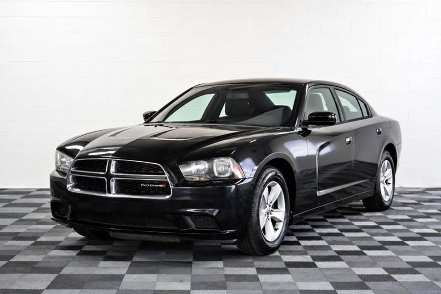 2013 Dodge Charger SE