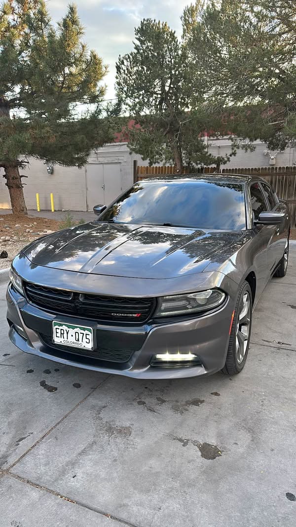 2017 Dodge Charger - Sedan 4D