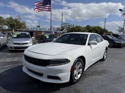 2016 Dodge Charger SXT 4dr Sedan