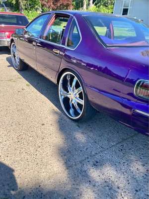 1995 Chevrolet Caprice Classic - LS Sedan 4D