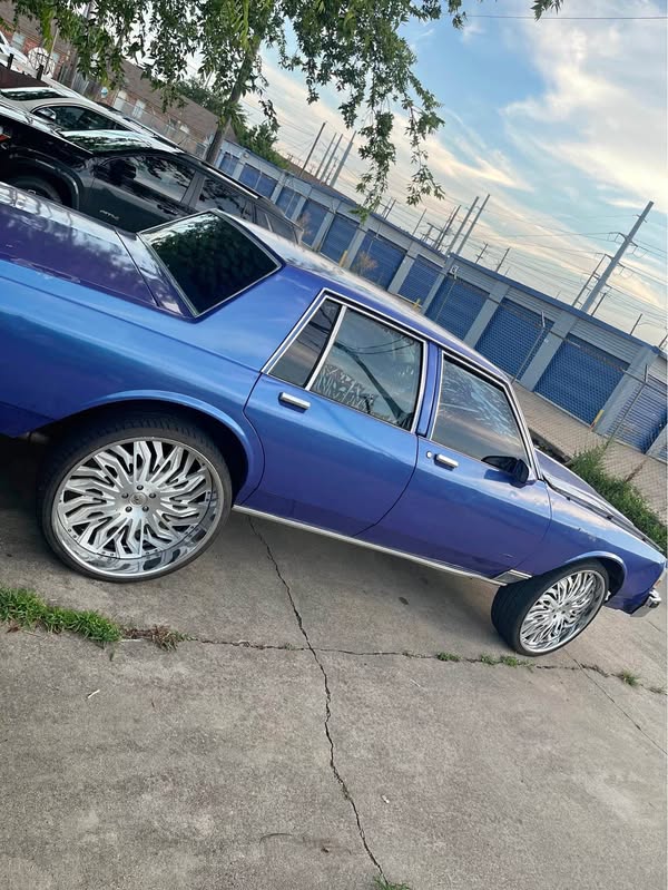 1983 Chevrolet Caprice Classic - Sedan 4D