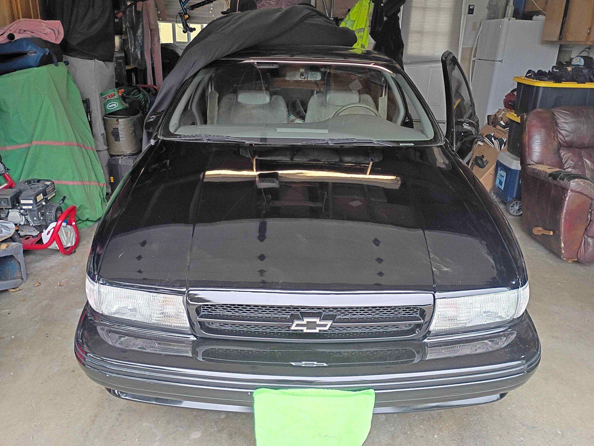 1996 Chevrolet Caprice Classic - LS Sedan 4D