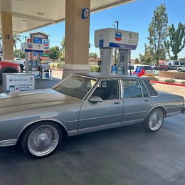 1986 Chevrolet Caprice Classic - Sedan 4D