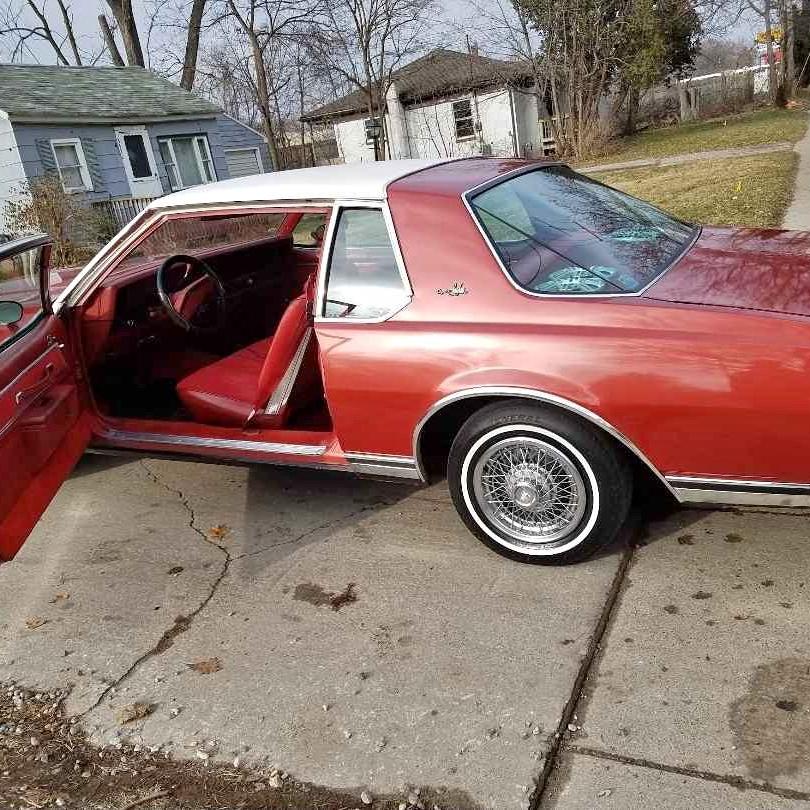 1977 Chevrolet Caprice Classic - Landau