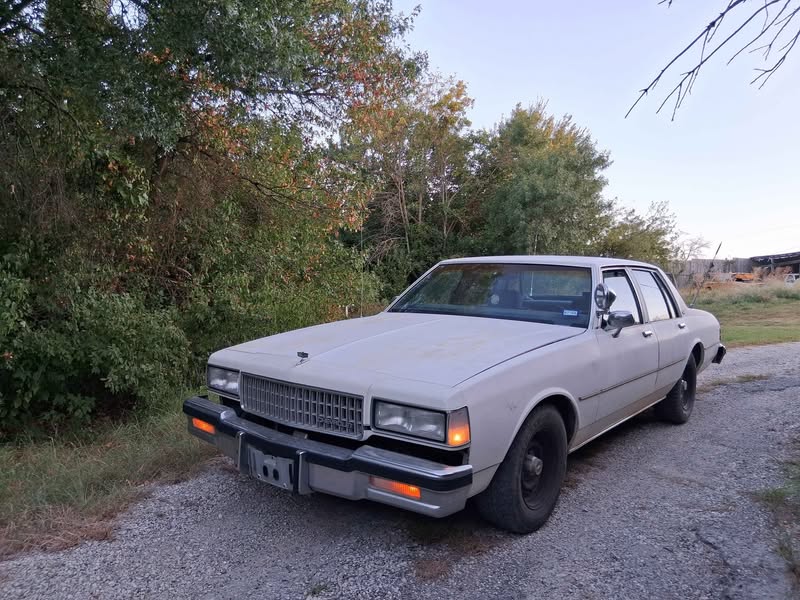 1990 Chevrolet Caprice - Sedan 4D