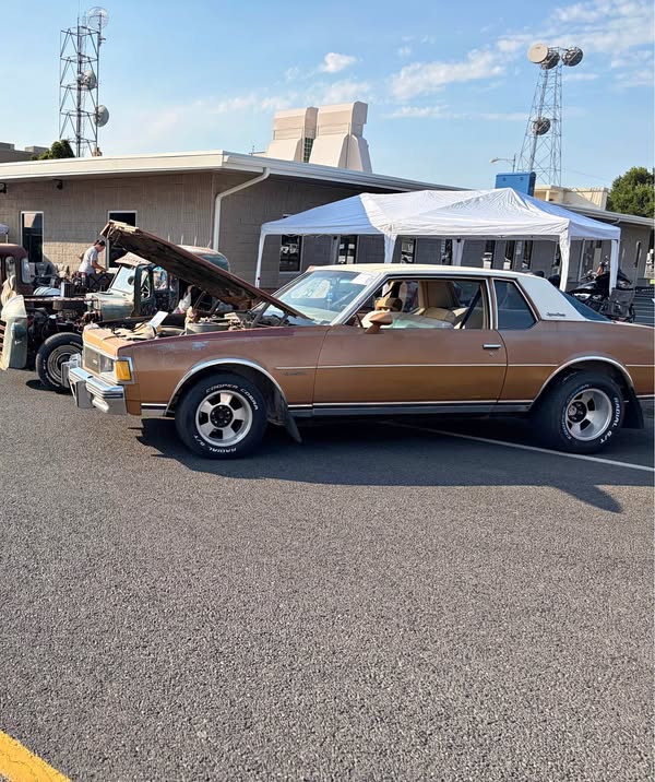 1977 Chevrolet Caprice Classic - Aerocoop