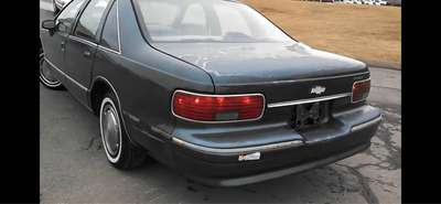 1993 Chevrolet Caprice Classic - Sedan 4D