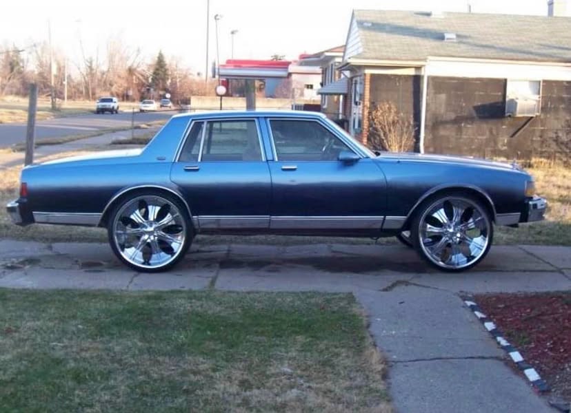 1988 Chevrolet Caprice Classic - Sedan 4D
