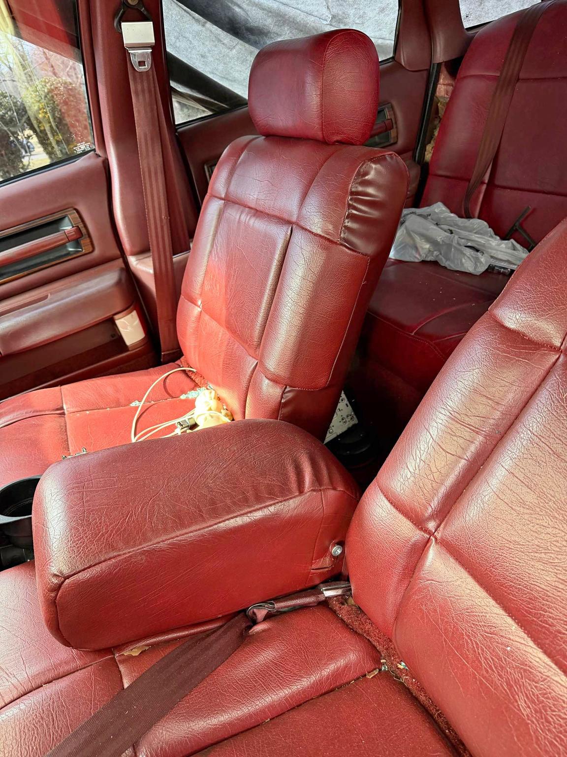 1991 Chevrolet Caprice Classic - Sedan 4D