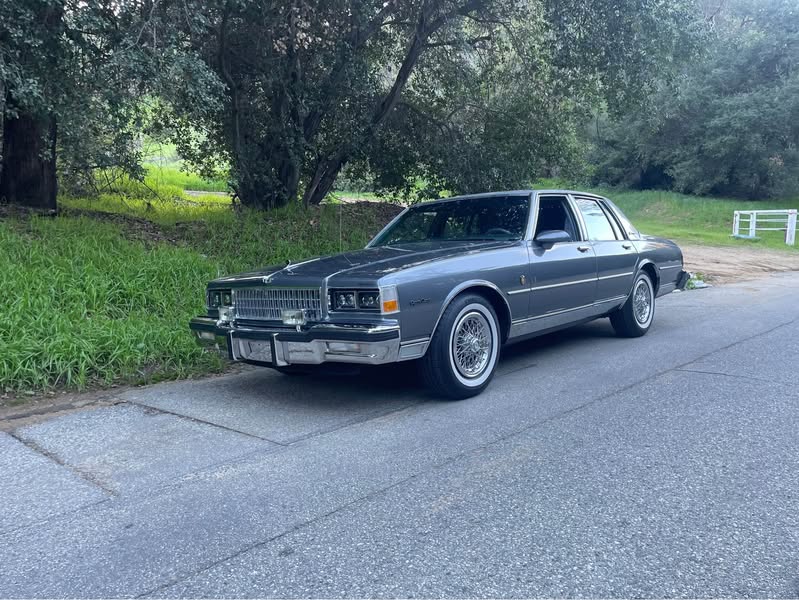 1986 Chevrolet Caprice Classic - Sedan 4D