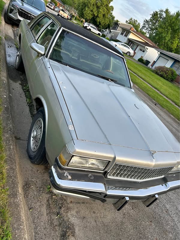 1987 Chevrolet Caprice - Classic Sedan 4D