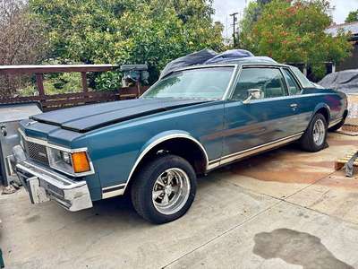 1977 Chevrolet Caprice - Coupe