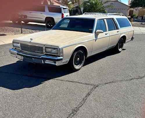 1990 Chevrolet Caprice - Wagon 4D