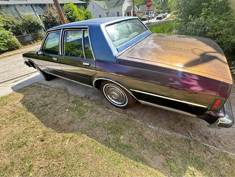 1988 Chevrolet Caprice Classic - Sedan 4D