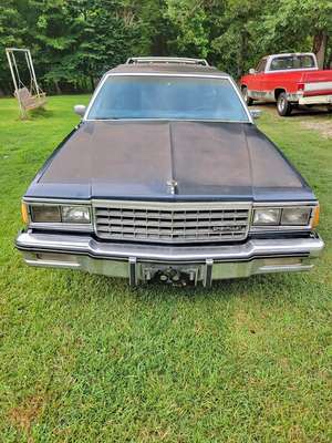 1985 Chevrolet caprice, classic station wagon.\ufffc