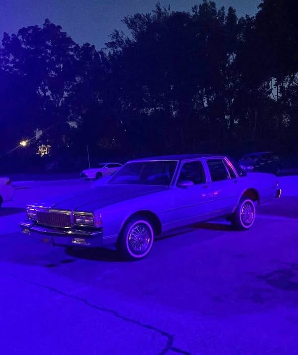1988 Chevrolet Caprice Classic - Sedan 4D