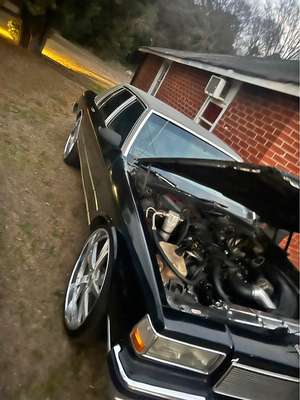1986 Chevrolet Caprice - Classic Sedan 4D