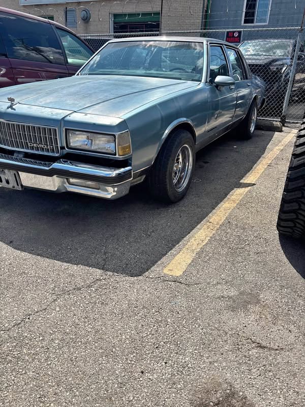 1989 Chevrolet Caprice Classic - LS Sedan 4D