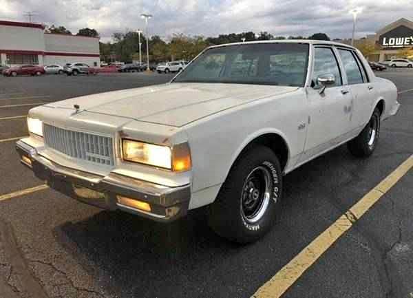 1990 Chevrolet Caprice - Sedan 4D