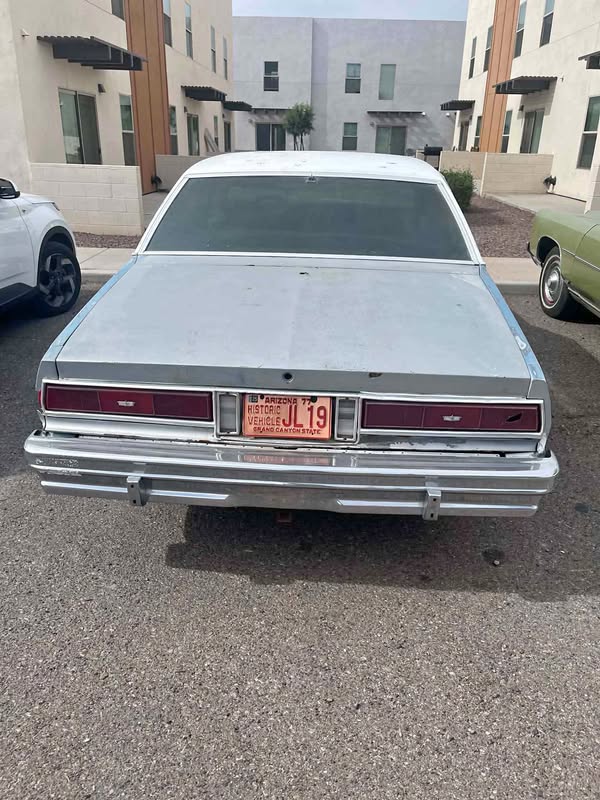 1977 Chevrolet Caprice - Classic Sedan 4D