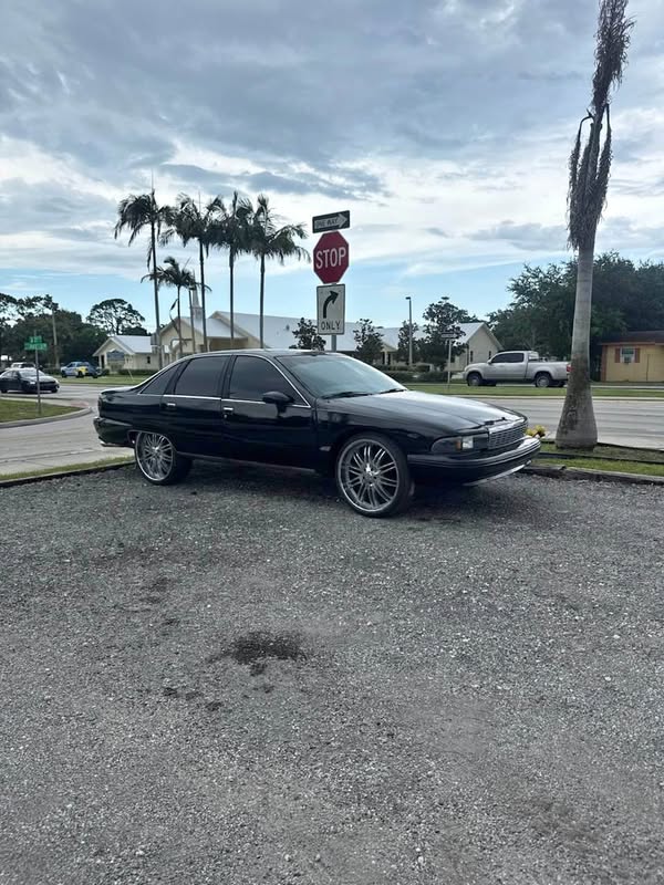1991 Chevrolet Caprice Classic - LS Sedan 4D