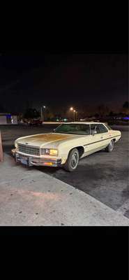 1976 Chevrolet Caprice Classic - Sedan 4D