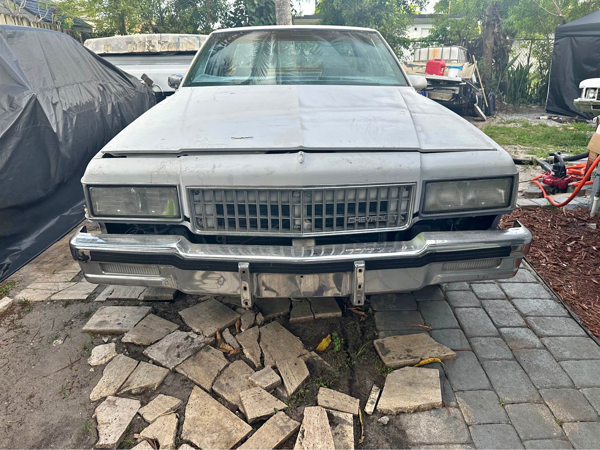 1985 Chevrolet Caprice Classic - Sedan 4D