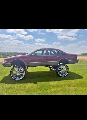 1994 Chevrolet Caprice Classic - Sedan 4D