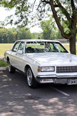 1987 Chevrolet Caprice Classic - Sedan 4D