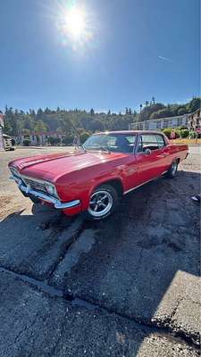 1966 Chevrolet Caprice Classic - 2 door