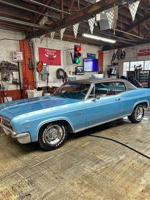 1966 Chevrolet Caprice - Soft top
