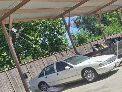 1993 Chevrolet Caprice Classic - Sedan 4D