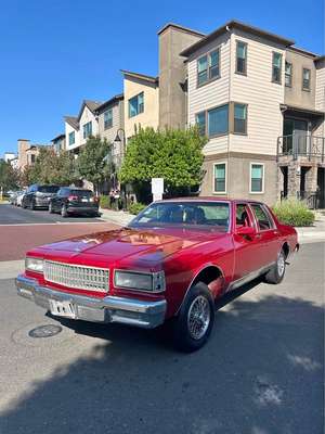 1989 Chevrolet Caprice Classic - Sedan 4D