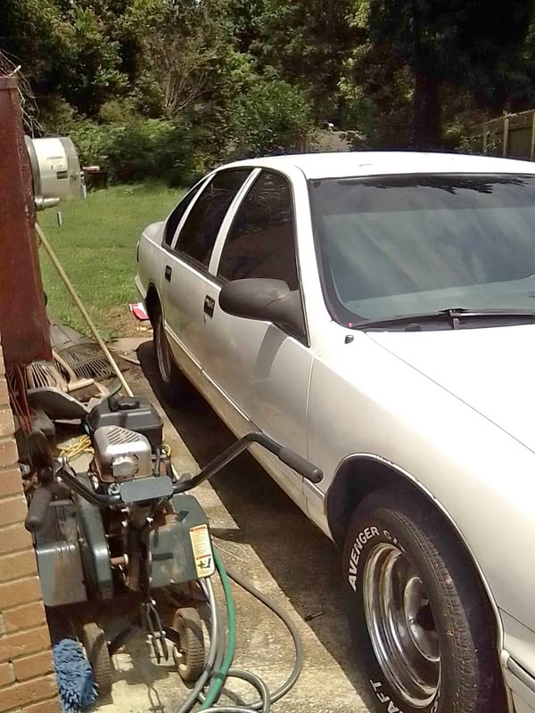 1996 Chevrolet Caprice Classic - Sedan 4D