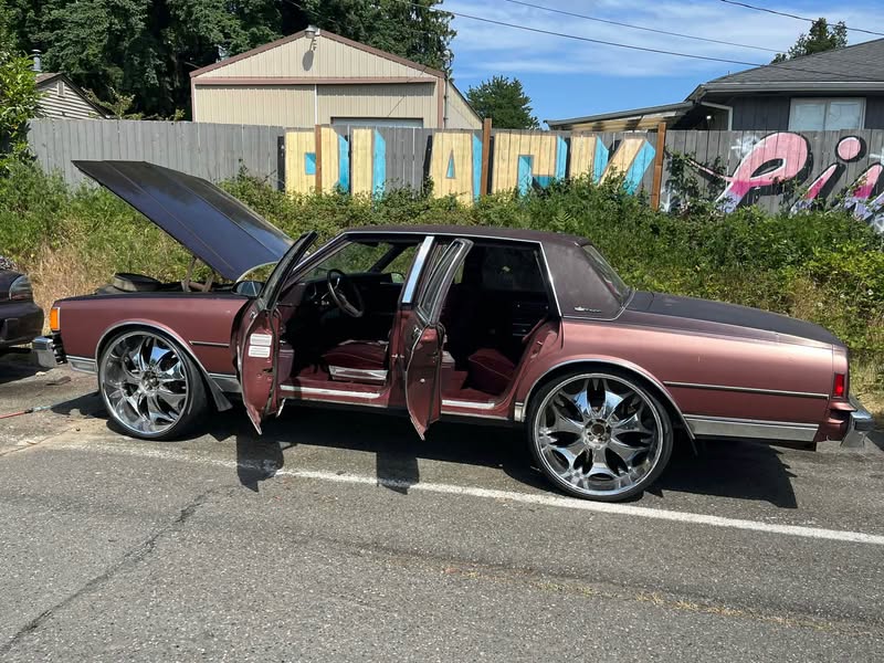 1986 Chevrolet Caprice Classic - Sedan 4D