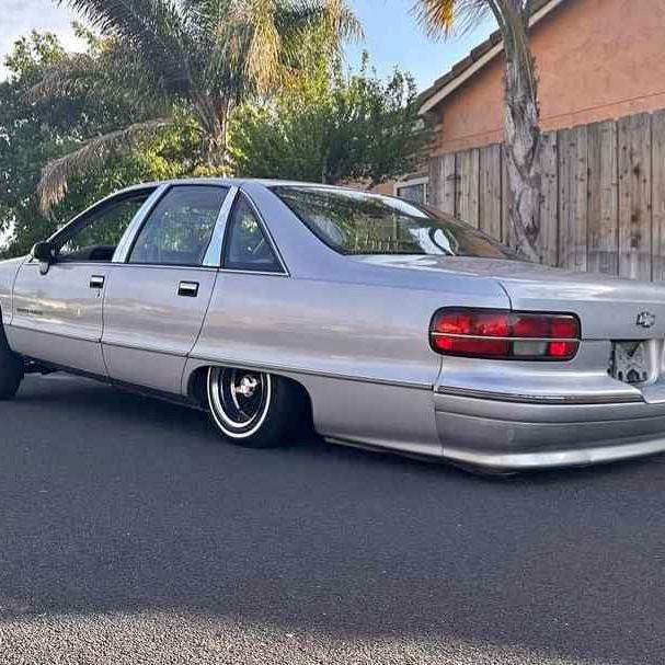 1992 Chevrolet Caprice - Classic Sedan 4D