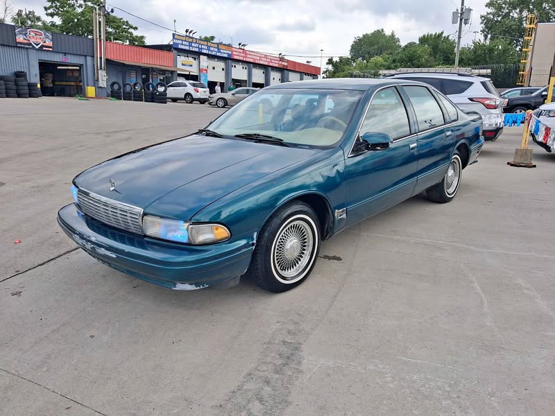 1995 Chevrolet Caprice - Sedan 4D