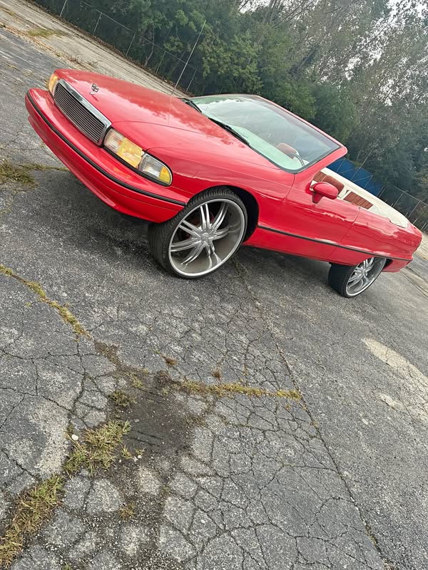 1992 Chevrolet Caprice Classic - Sedan 4D