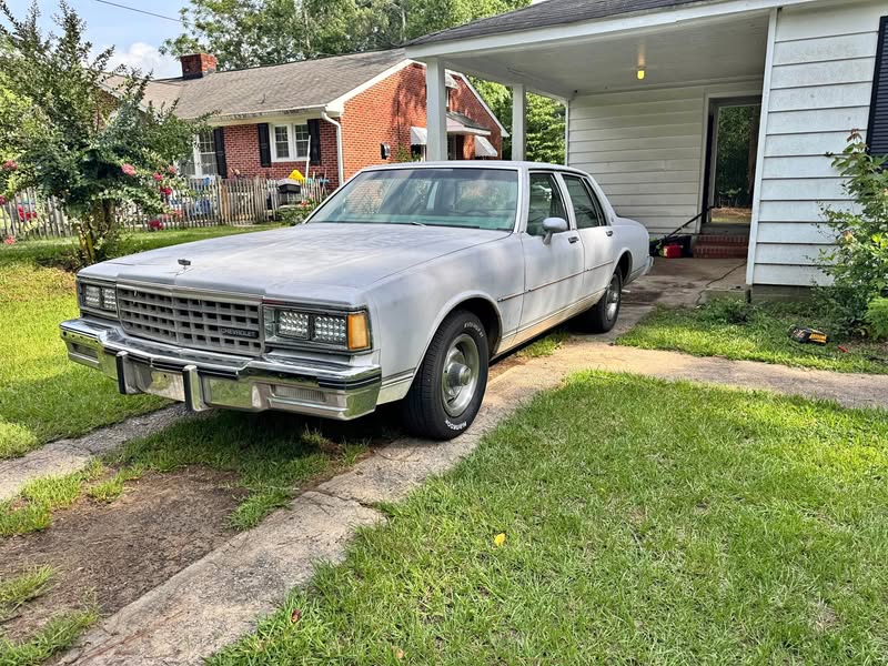 1983 Chevrolet Caprice Classic - Sedan 4D