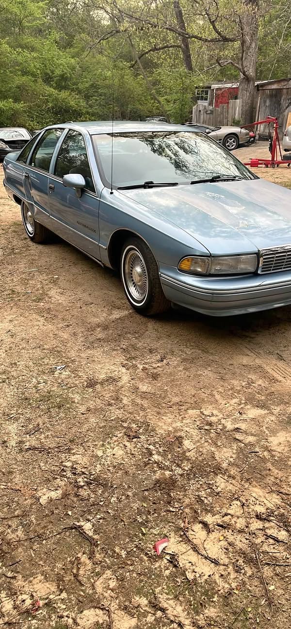 1992 Chevrolet Caprice Classic - Sedan 4D