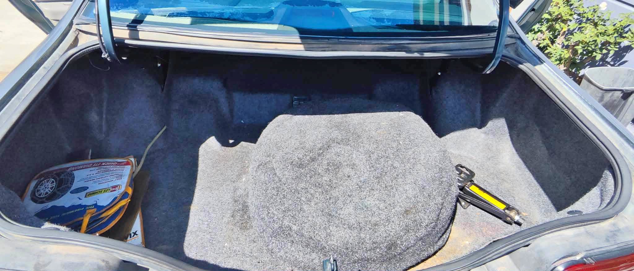 1993 Chevrolet Caprice Classic - LS Sedan 4D