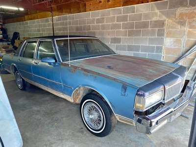 1989 Chevrolet Caprice Classic - Sedan 4D