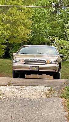 1993 Chevrolet Caprice Classic - LS Sedan 4D