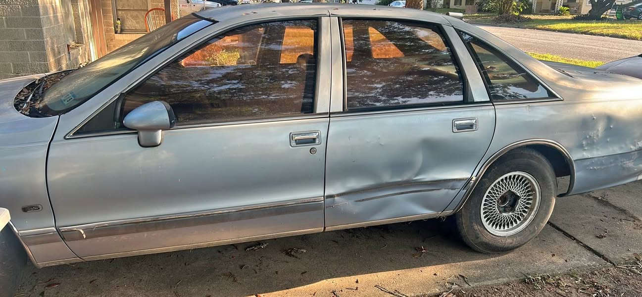 1994 Chevrolet Caprice Classic - LS Sedan 4D