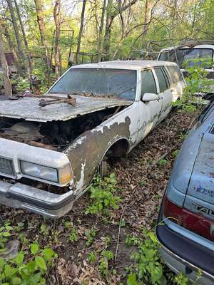 1989 Chevrolet Caprice Classic - Wagon 4D