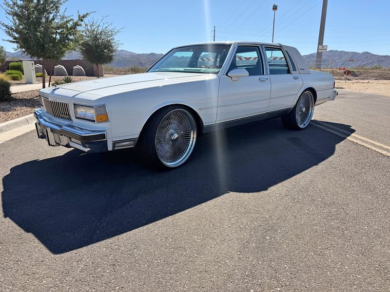 1988 Chevrolet Caprice Classic - LS Sedan 4D
