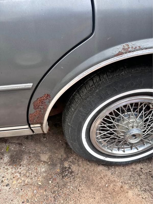 1988 Chevrolet Caprice Classic - Sedan 4D