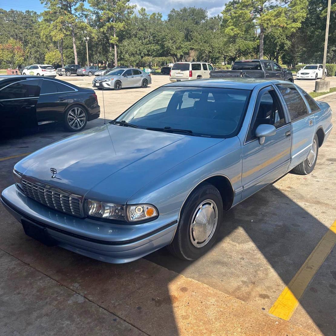 1993 Chevrolet Caprice Classic - Sedan 4D