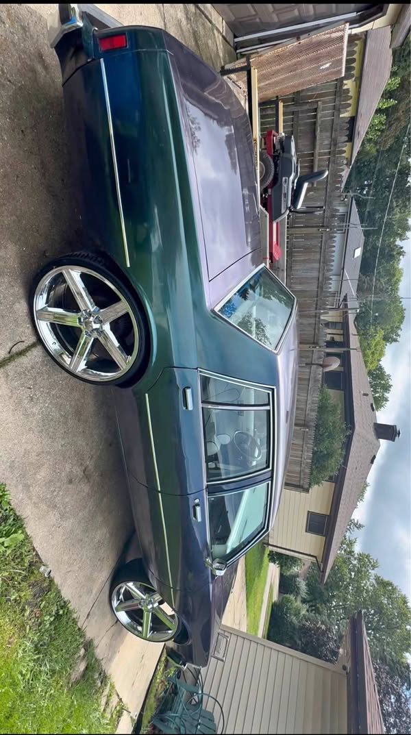 1989 Chevrolet Caprice Classic - Sedan 4D