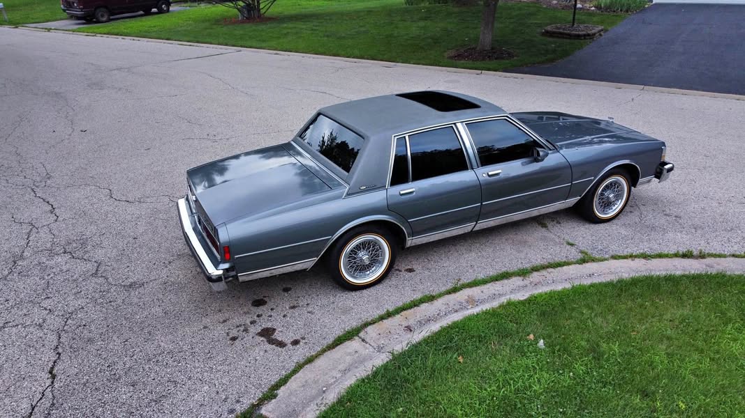 1990 Chevrolet Caprice Classic - LS Sedan 4D